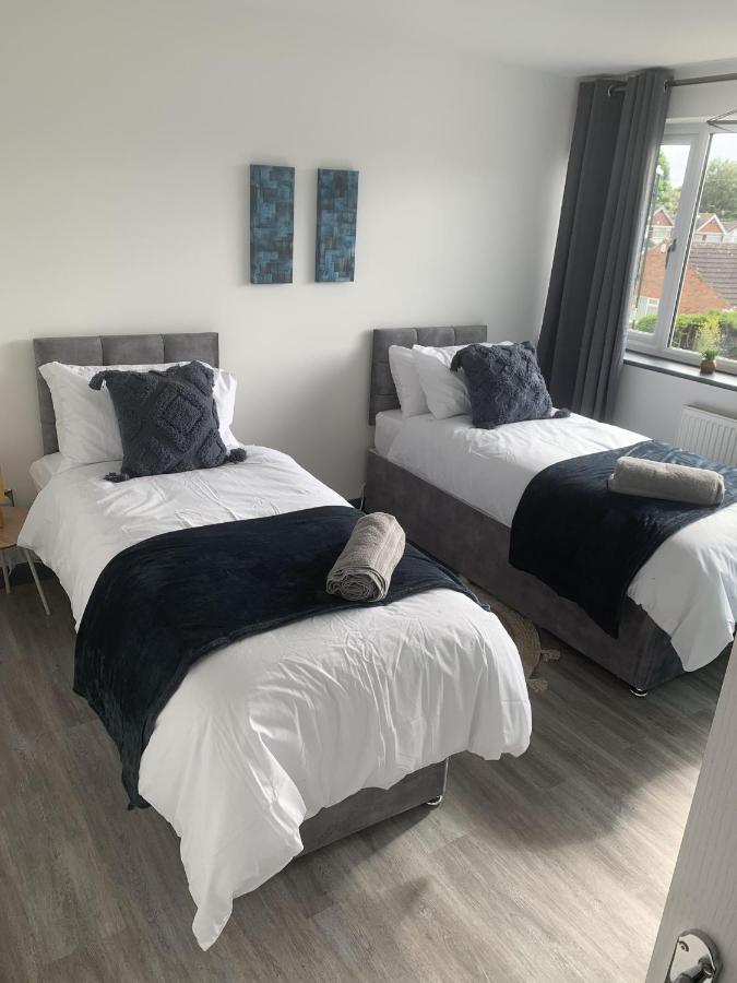 Crowthorne House, Beautiful 3 Bedroom Home For Upto 8 Guests, With Sofa Bed Cul-De-Sac With Private Driveway Nottingham Exteriér fotografie