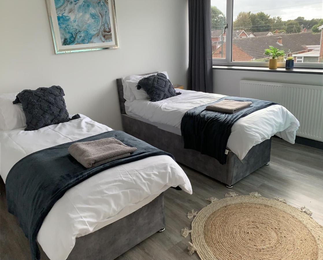 Crowthorne House, Beautiful 3 Bedroom Home For Upto 8 Guests, With Sofa Bed Cul-De-Sac With Private Driveway Nottingham Exteriér fotografie